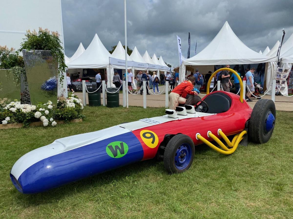 לינה וארוחת בוקר צ'יצ'סטר Flint House - Goodwood Events מראה חיצוני תמונה